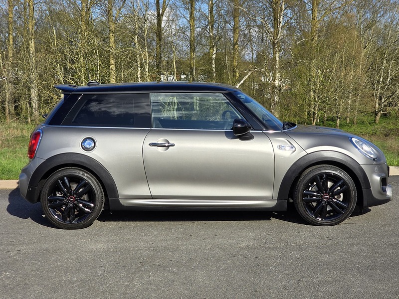 MINI Hatch Cooper S - U91625