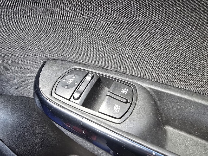 Vauxhall Corsa i ecoTEC Energy - U91627