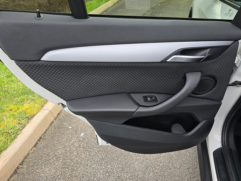 BMW X1 18d SE - U91636