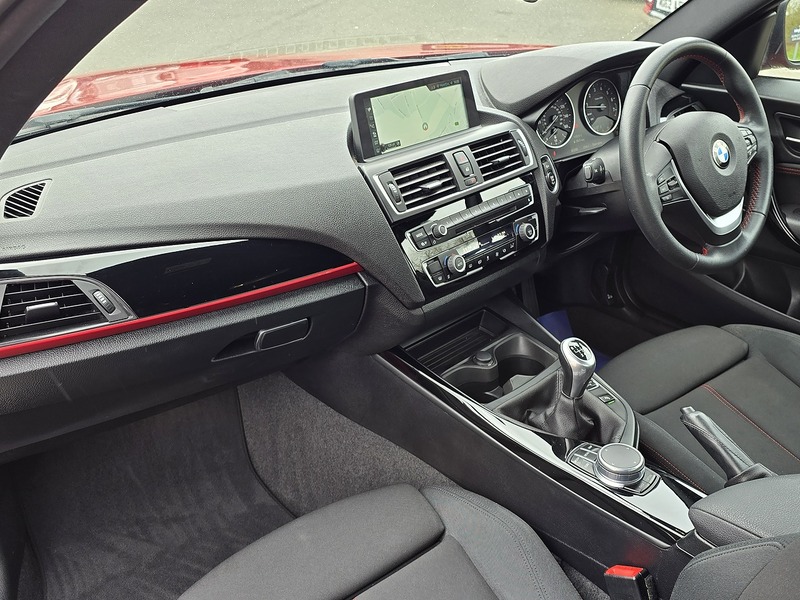 BMW 2 Series 220i Sport - U91637