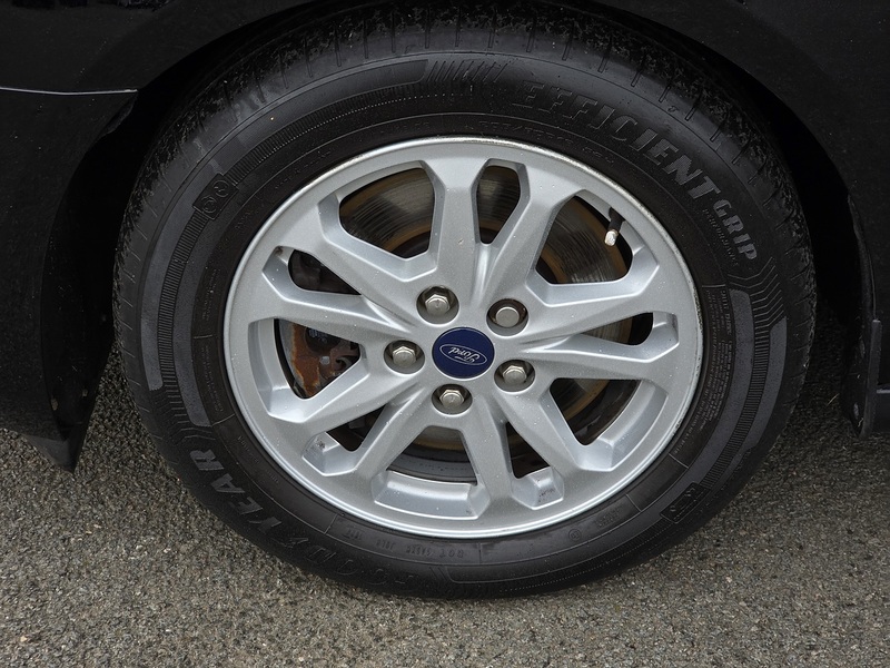 Ford Grand Tourneo Connect EcoBlue Zetec - U91639