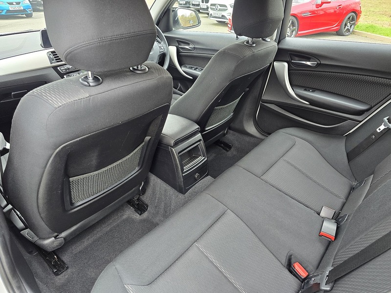 BMW 1 Series 116d SE Business - U91643