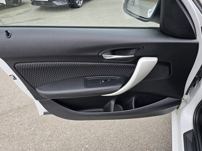 BMW 1 Series 116d SE Business - U91643