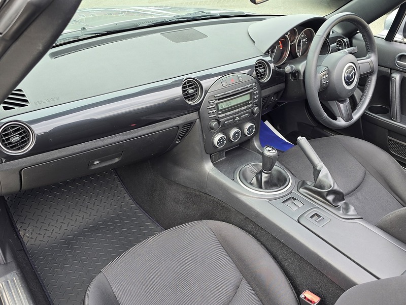Mazda MX-5 i SE - U91659