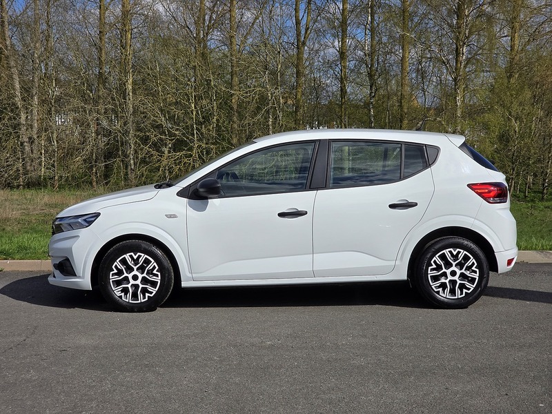 Dacia Sandero SCe Essential - U91662