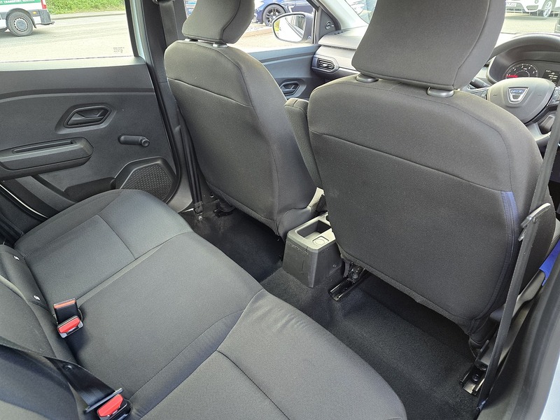 Dacia Sandero SCe Essential - U91662