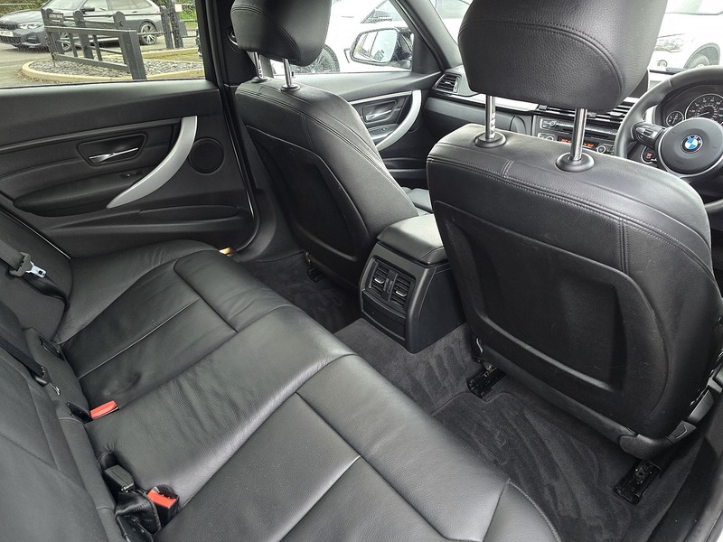 BMW 3 Series 320d M Sport - U91664