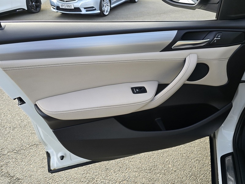 BMW X4 20d xLine - U91665