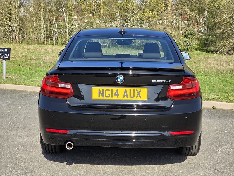 BMW 2 Series 220d Sport - U91669