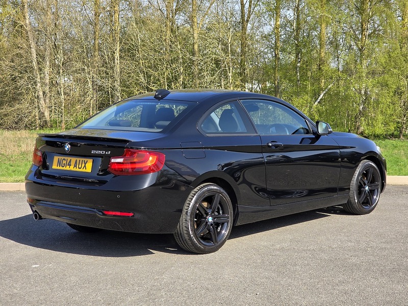 BMW 2 Series 220d Sport - U91669