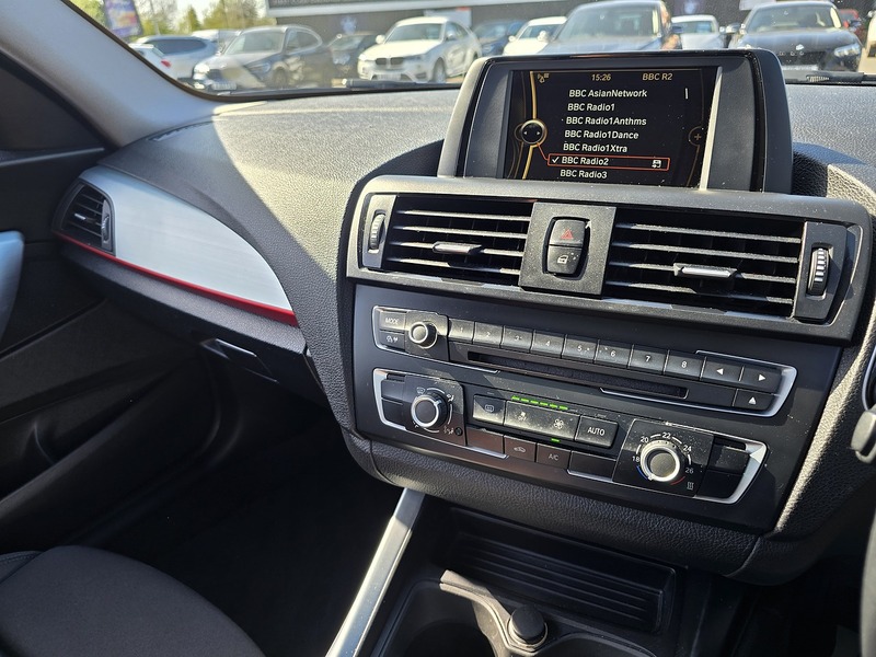 BMW 2 Series 220d Sport - U91669