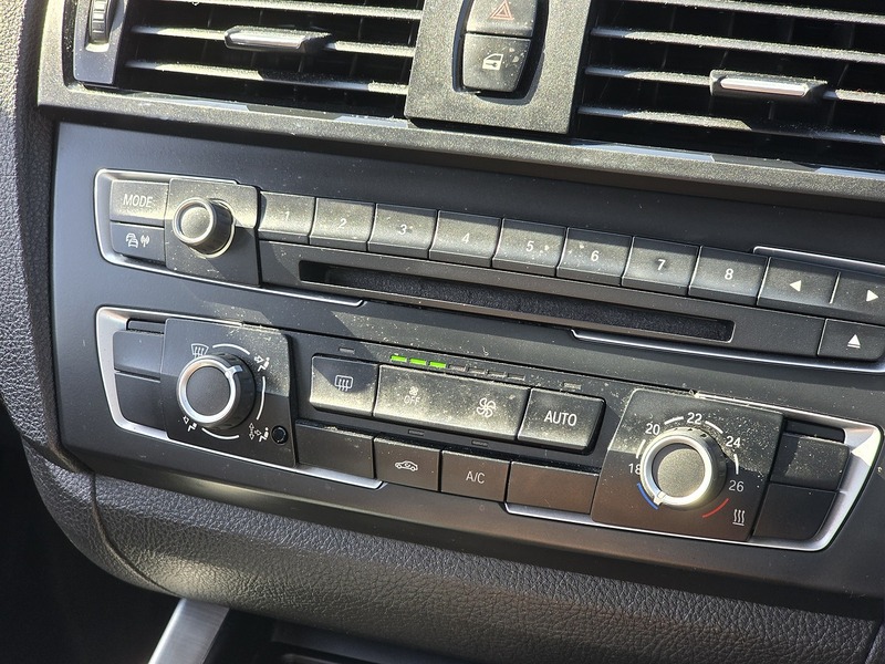 BMW 2 Series 220d Sport - U91669