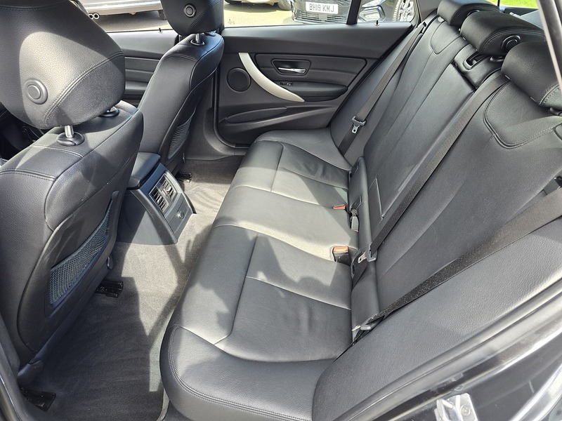 BMW 3 Series 320d SE - U91675