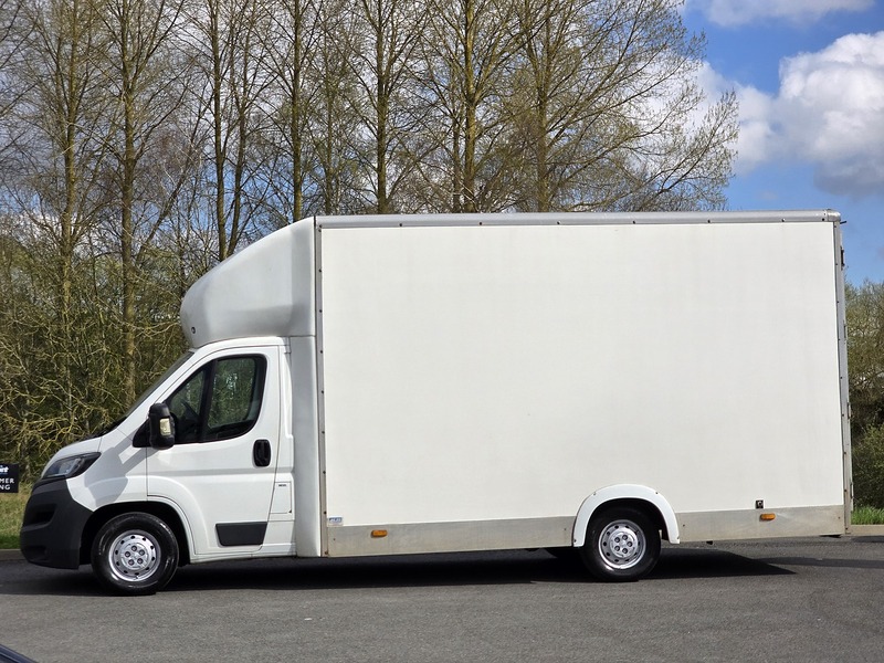 Peugeot Boxer BlueHDi 335 - U91676