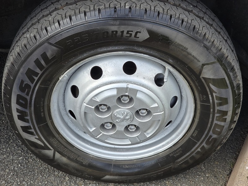 Peugeot Boxer BlueHDi 335 - U91676