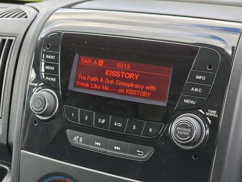 Peugeot Boxer BlueHDi 335 - U91676