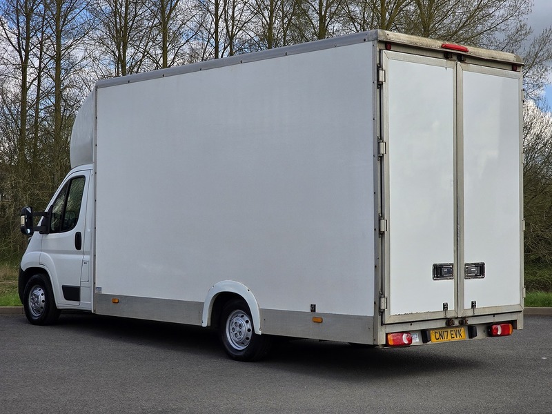 Peugeot Boxer BlueHDi 335 - U91676