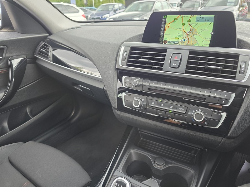 BMW 2 Series 218i Sport - U91679