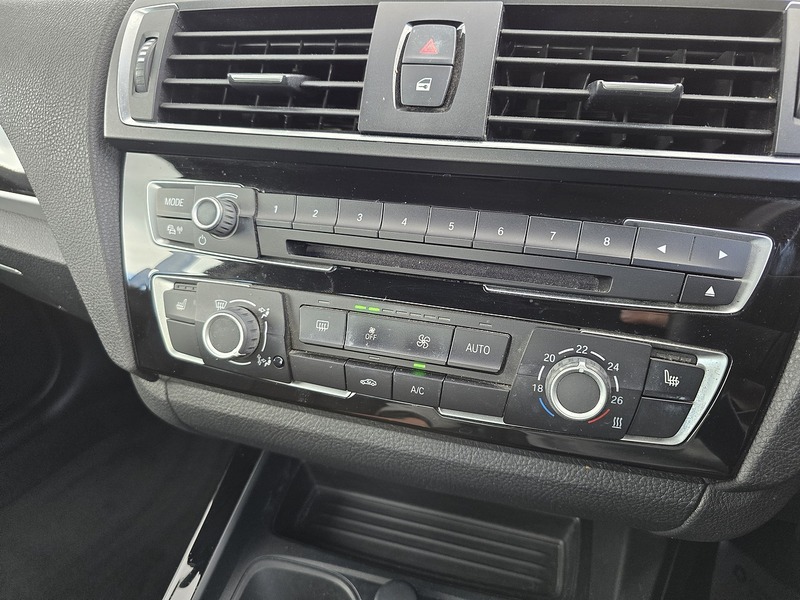 BMW 2 Series 218i Sport - U91693