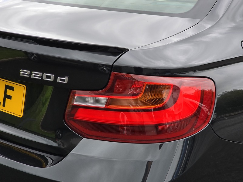 BMW 2 Series 220d Sport - U91694