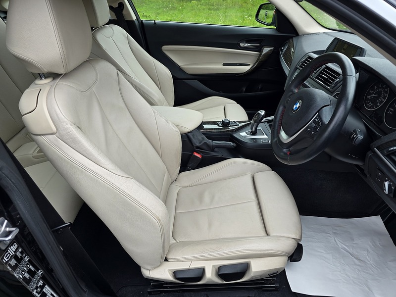 BMW 2 Series 220d Sport - U91694