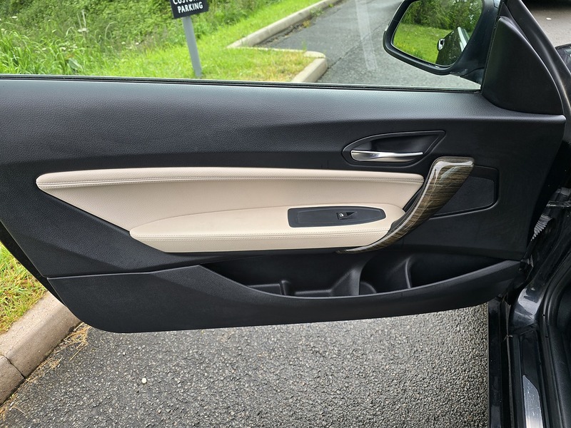 BMW 2 Series 220d Sport - U91694