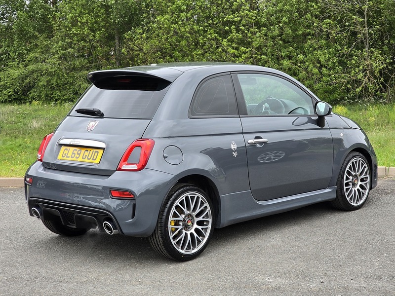 Abarth 595 T-Jet 70th - U91695