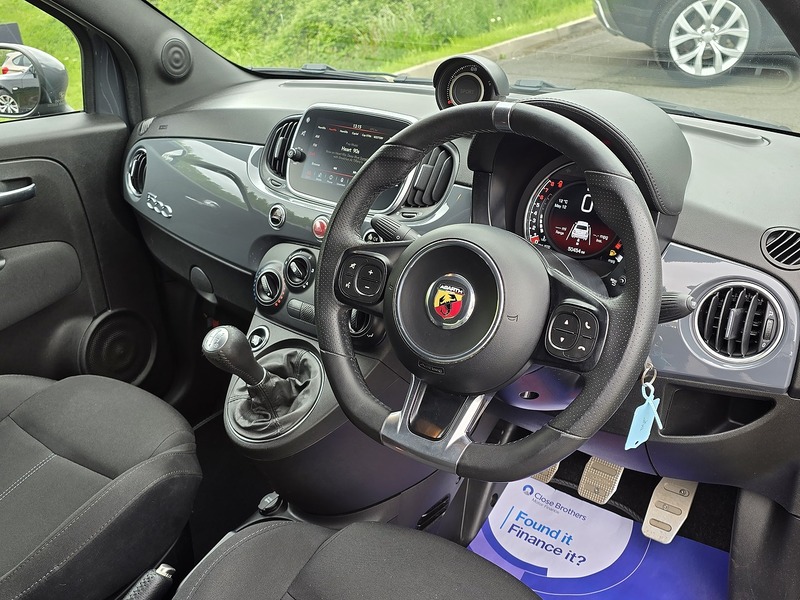 Abarth 595 T-Jet 70th - U91695