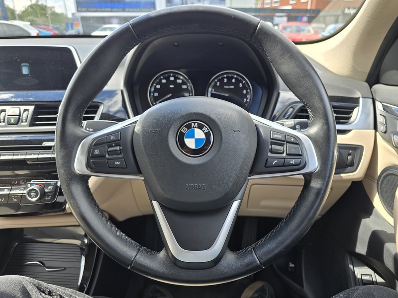 BMW X1 18i xLine - U91699