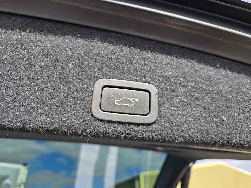 Volvo XC60 D5 R-Design Lux Nav - U91705
