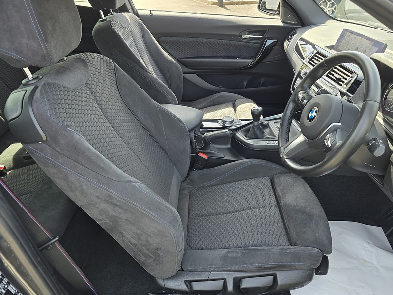 BMW 2 Series 218i M Sport - U91706