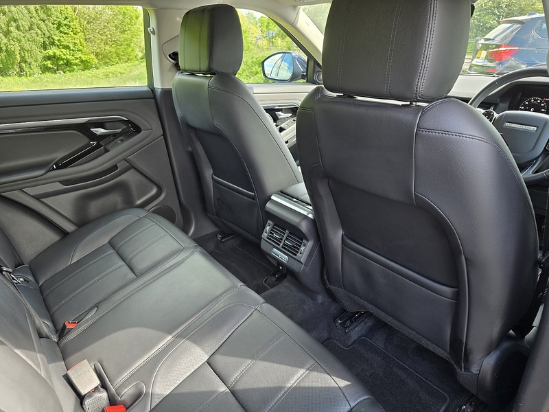 Land Rover Range Rover Evoque D180 SE - U91731