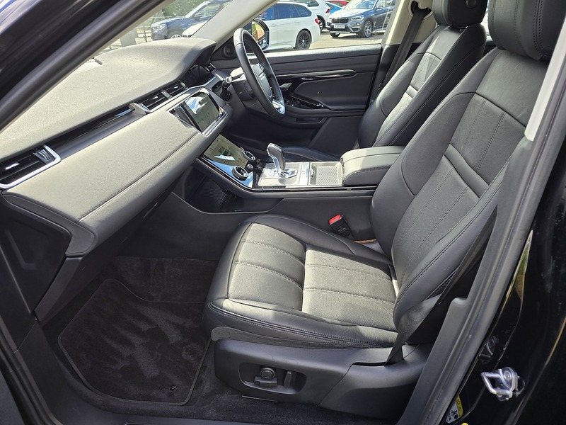 Land Rover Range Rover Evoque D180 SE - U91731