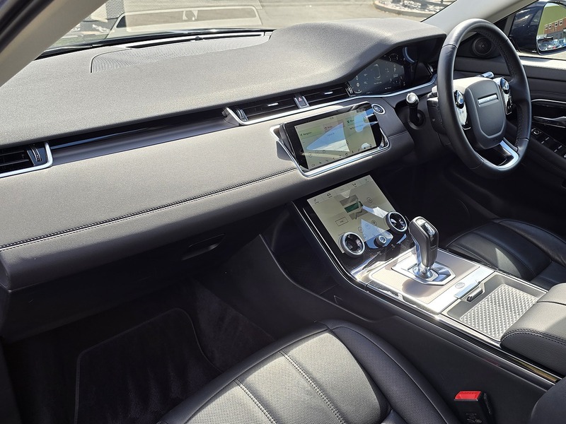Land Rover Range Rover Evoque D180 SE - U91731
