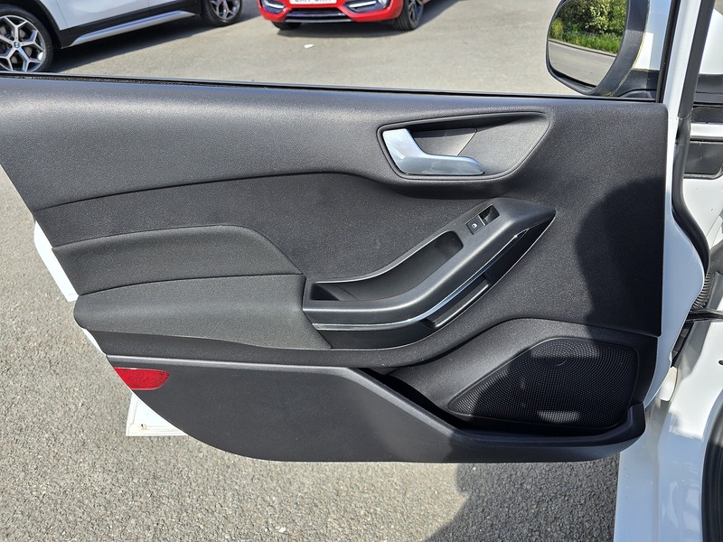 Ford Fiesta T EcoBoost Titanium - U91732
