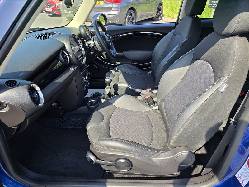 MINI Hatch Cooper - U91734