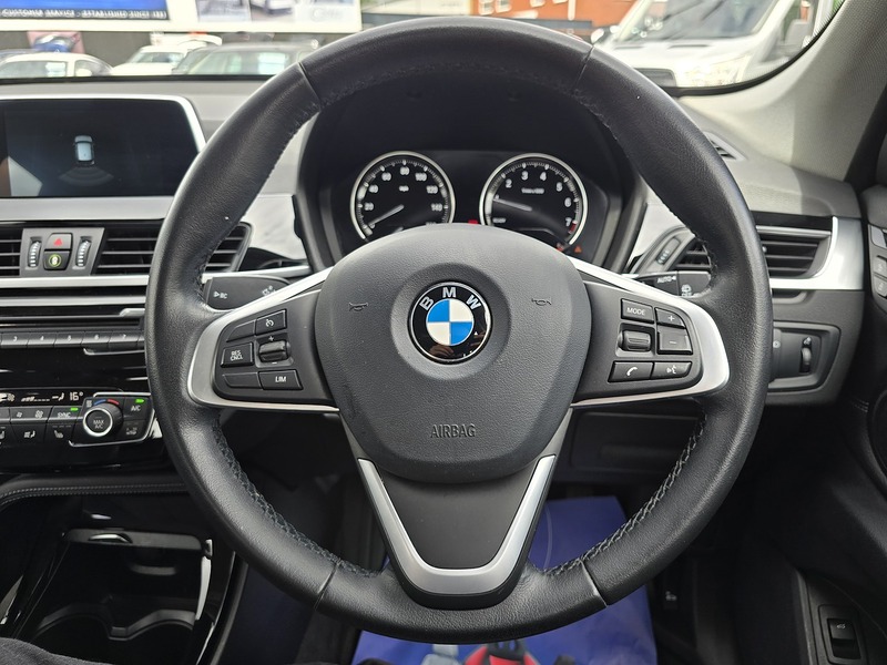 BMW X1 18i xLine - U91738