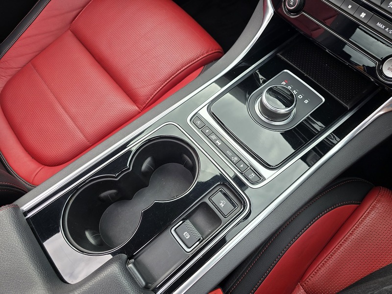 Jaguar XE d R-Sport - U91756