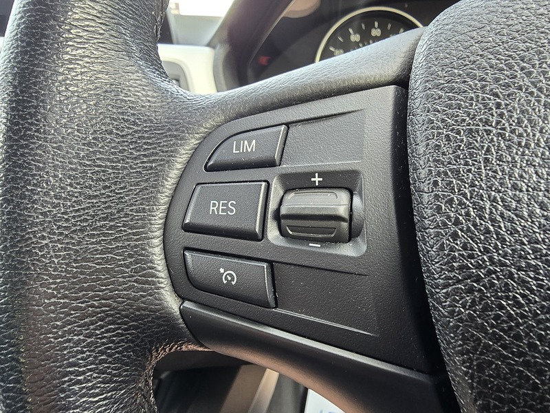 BMW 3 Series 320d SE - U91763