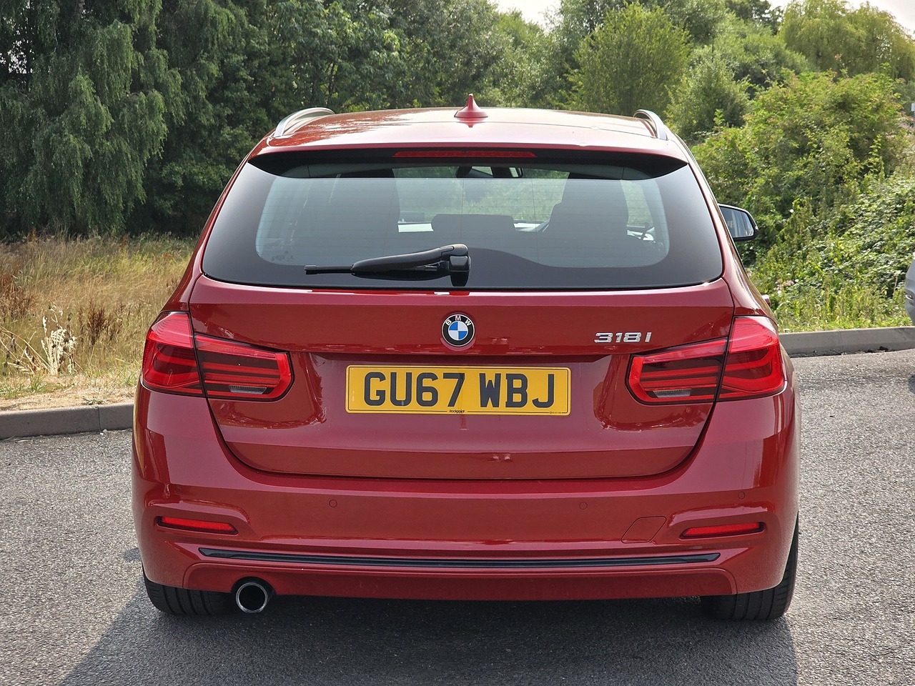 2017 BMW 3 Series thumbnail 14