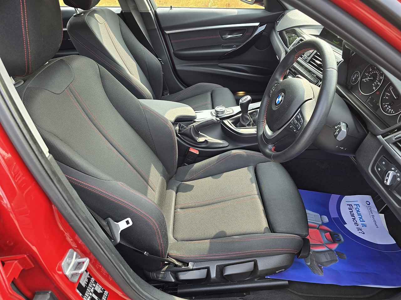 2017 BMW 3 Series thumbnail 4