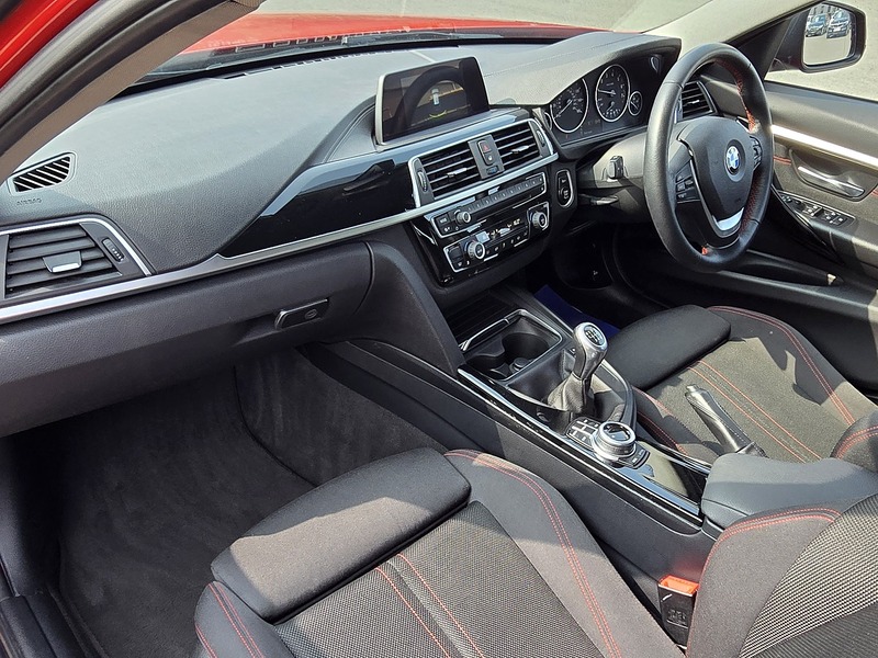 BMW 3 Series 318i Sport - U91764