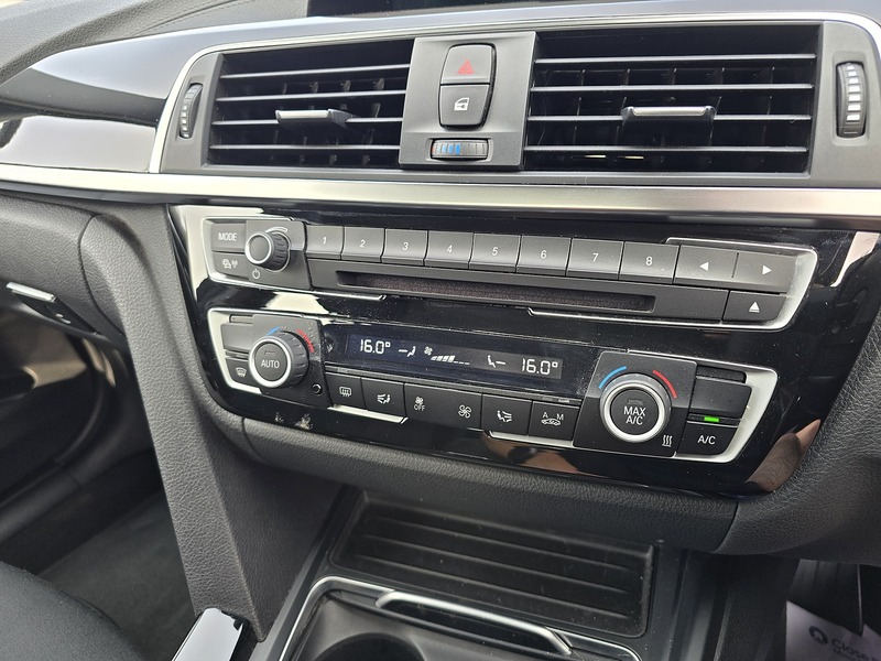 BMW 3 Series 318i Sport - U91764