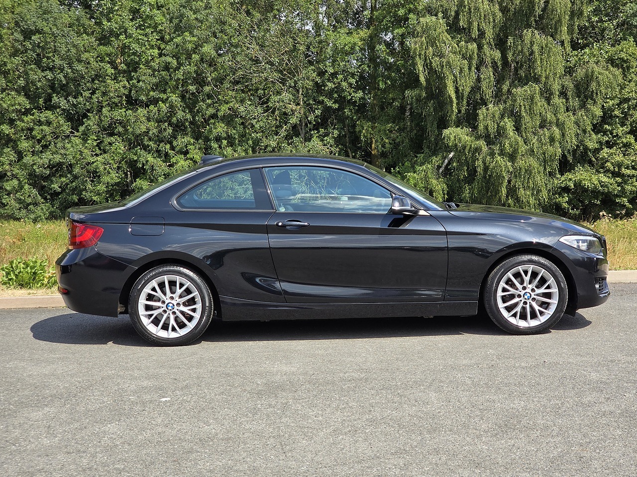 2016 BMW 2 Series thumbnail 7