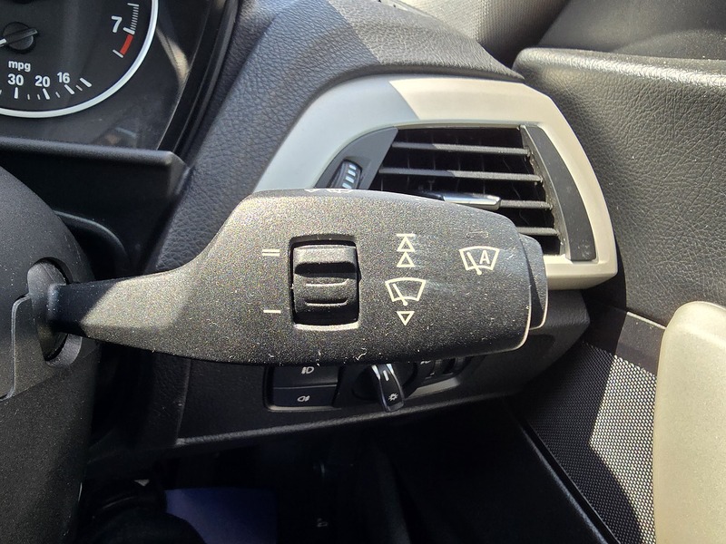BMW 2 Series 218i SE - U91765