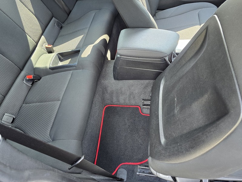 BMW 2 Series 218i SE - U91765