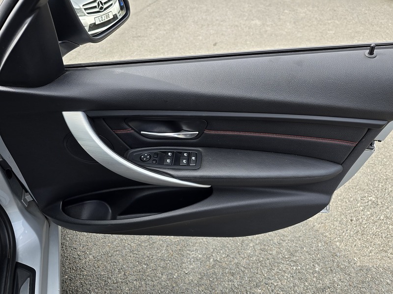 BMW 3 Series 320d Sport - U91774