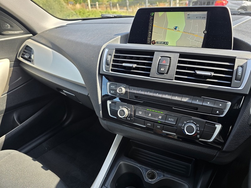 BMW 2 Series 218d SE - U91778