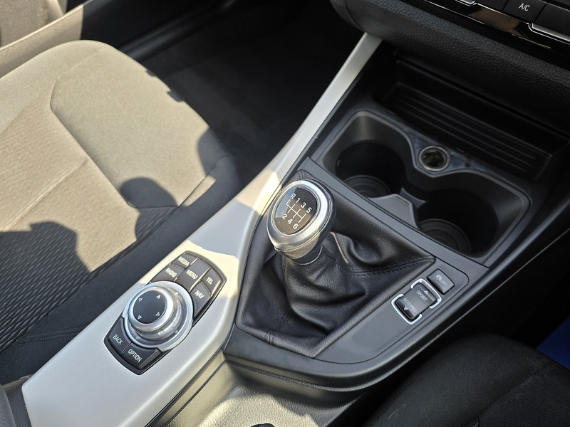 BMW 2 Series 218d SE - U91778