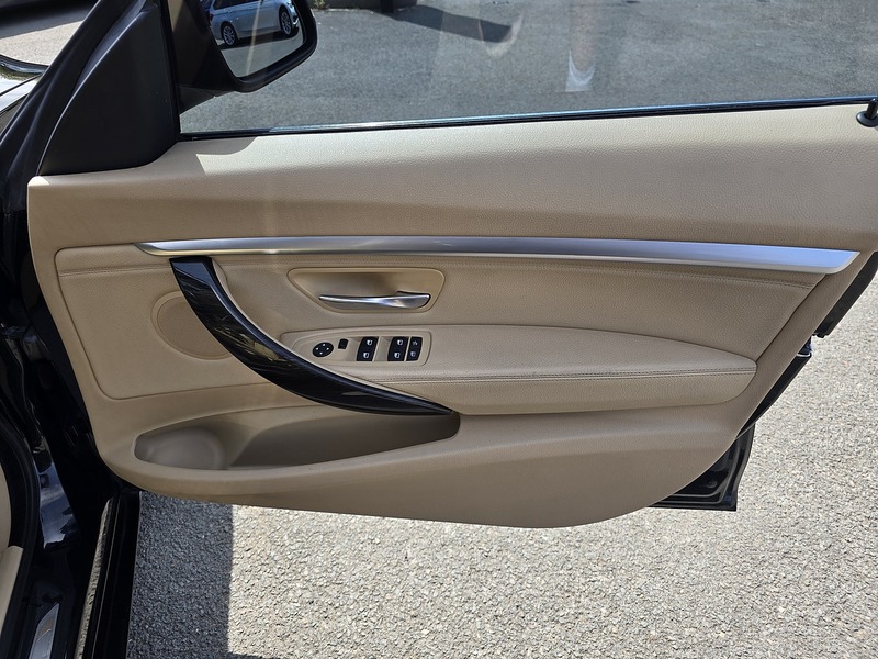 BMW 3 Series Gran Turismo 320d Luxury - U91780